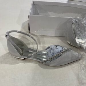 Silver wedding flats
